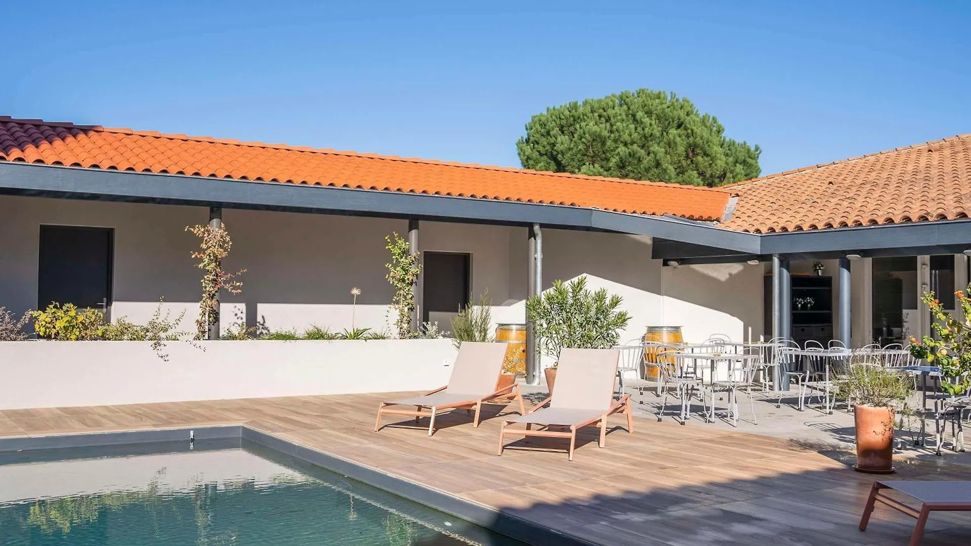 Ibis Styles Montauban Hotel 3*,